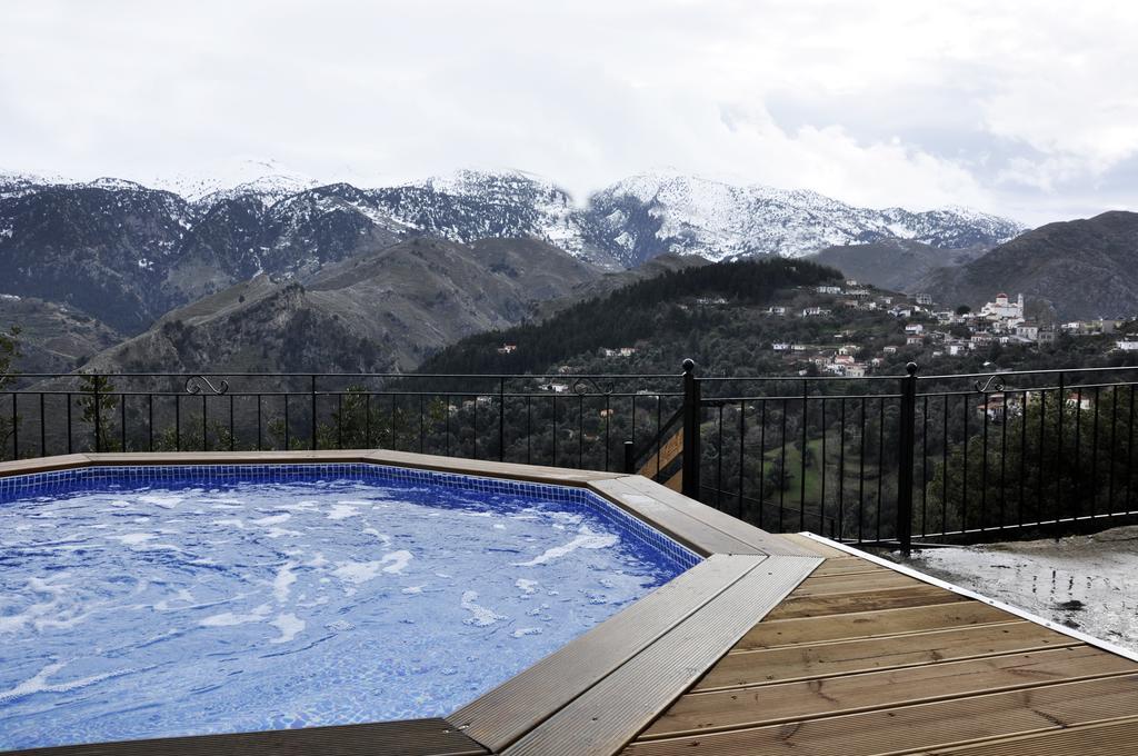 Villa Lakki Heated Round Pool Jacuzzi Lákkoi Dış mekan fotoğraf