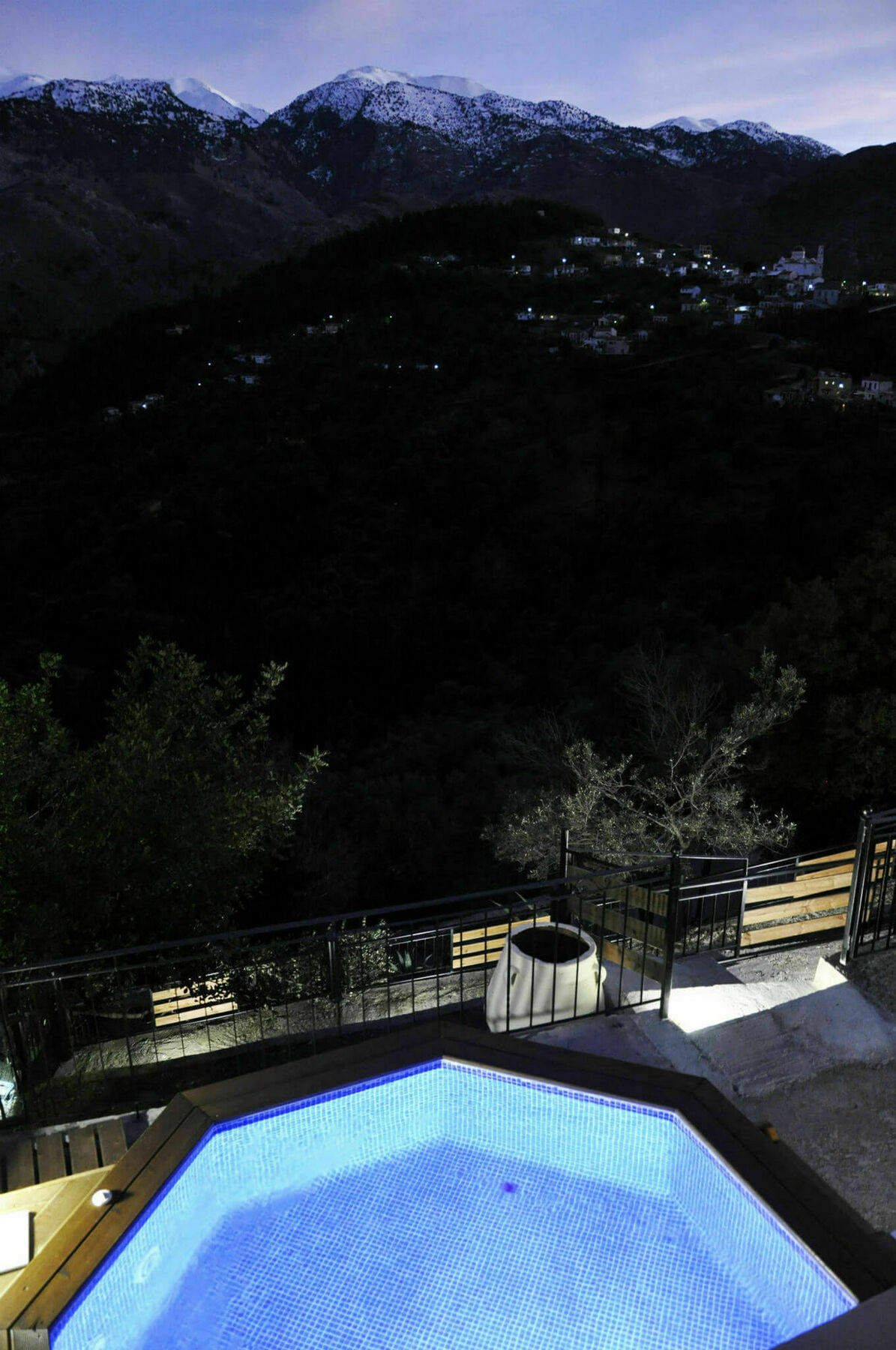 Villa Lakki Heated Round Pool Jacuzzi Lákkoi Dış mekan fotoğraf